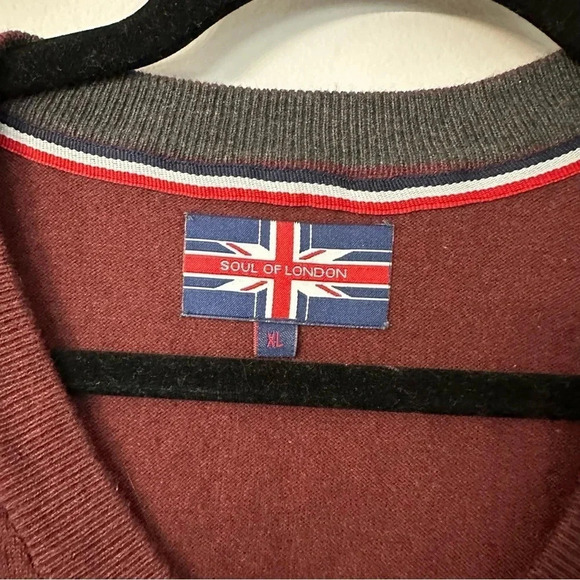 Soul of London Men's Long Sleeve V-Neck Maroon Organic Cotton Sweater Sz XL GUC - Picture 3 of 7